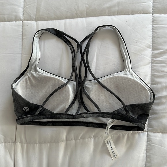 Lululemon Athletica Free to be Zen Bra - 6 - Picture 4 of 7